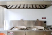 家宴中心适合安装哪种电视？