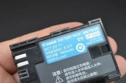 佳能s30电池的更换方法是什么？电池打开后如何正确安装？
