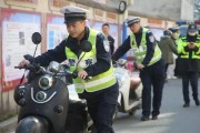 5月1日起，电动车、三轮、四轮车上路“3禁4罚”新要求，车主注意