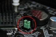 英特尔笔记本屏幕拆解步骤是什么？