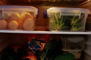 冰箱里海鲜味道怎么去除？有效去除冰箱异味的方法是什么？