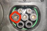 车载充电器故障如何修理？