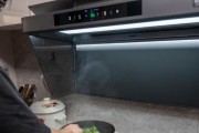 油烟机向外吹风的重要原因（保护健康）