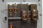 智能明暗装插座的接线方法是什么？