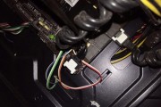 老式台式机固态硬盘拆卸步骤是什么？拆卸时需要注意什么？