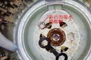 洗衣机垃圾槽拆卸方法是什么？拆开后如何清理？