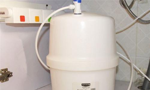 家用净水器水管不通的解决方法（如何应对家用净水器水管堵塞问题）