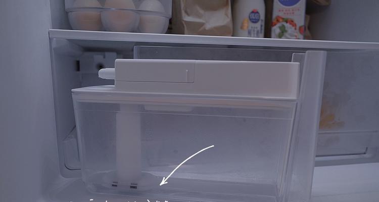 水盆离冰箱太近有影响吗？如何调整位置以解决这个问题？