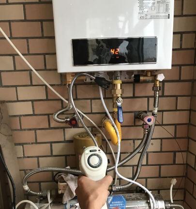 樱花热水器中途熄火怎么办？如何预约保养维修服务？
