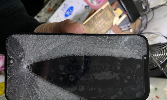 显示器出现裂纹了怎么办？修复方法有哪些？