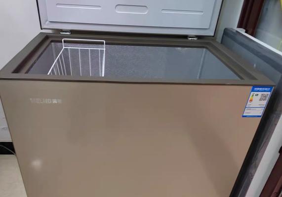 美菱冰柜真假怎么辨别？辨别真假美菱冰柜的技巧有哪些？