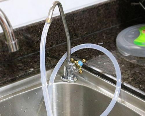 净水器出水管堵塞怎么解决？维护和清洗方法是什么？
