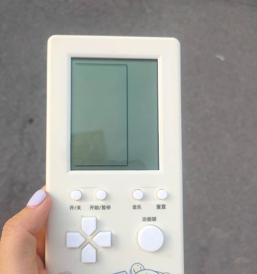 搜方块游戏机视频制作步骤是什么？