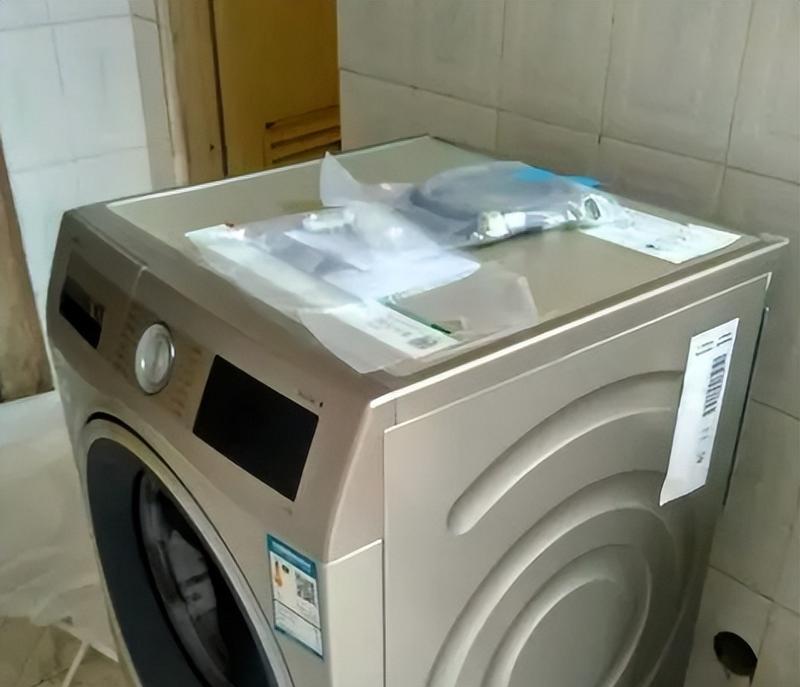 什么洗衣机是左开门的？左开门洗衣机的特点是什么？