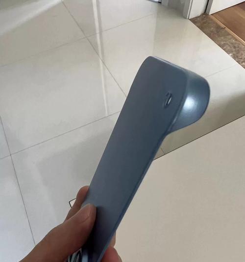 手机壳支架隐身功能如何操作？