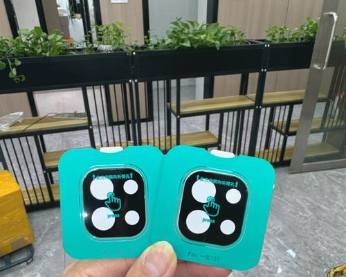 原相机隐形镜头膜的正确贴法是什么？