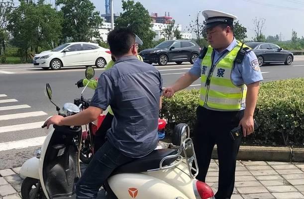 电瓶车单边箱安装步骤是什么？