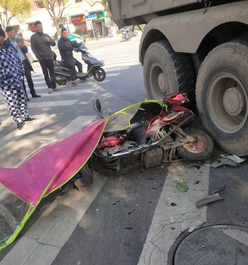 电瓶车牙箱总成的拆卸步骤是什么？需要注意什么？