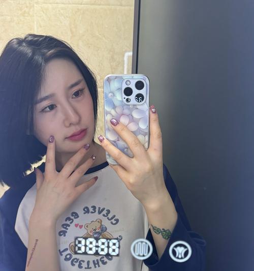 圆镜头苹果手机壳的正确名称是什么？哪里可以购买？