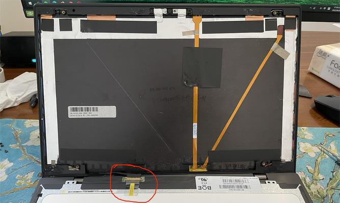 液晶电视屏幕拆卸及排线步骤是什么？
