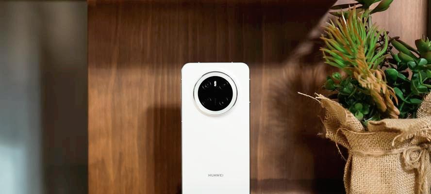 华为Mate90配置曝光，全球首发隐藏式FaceID，提前暴打iPhone18？