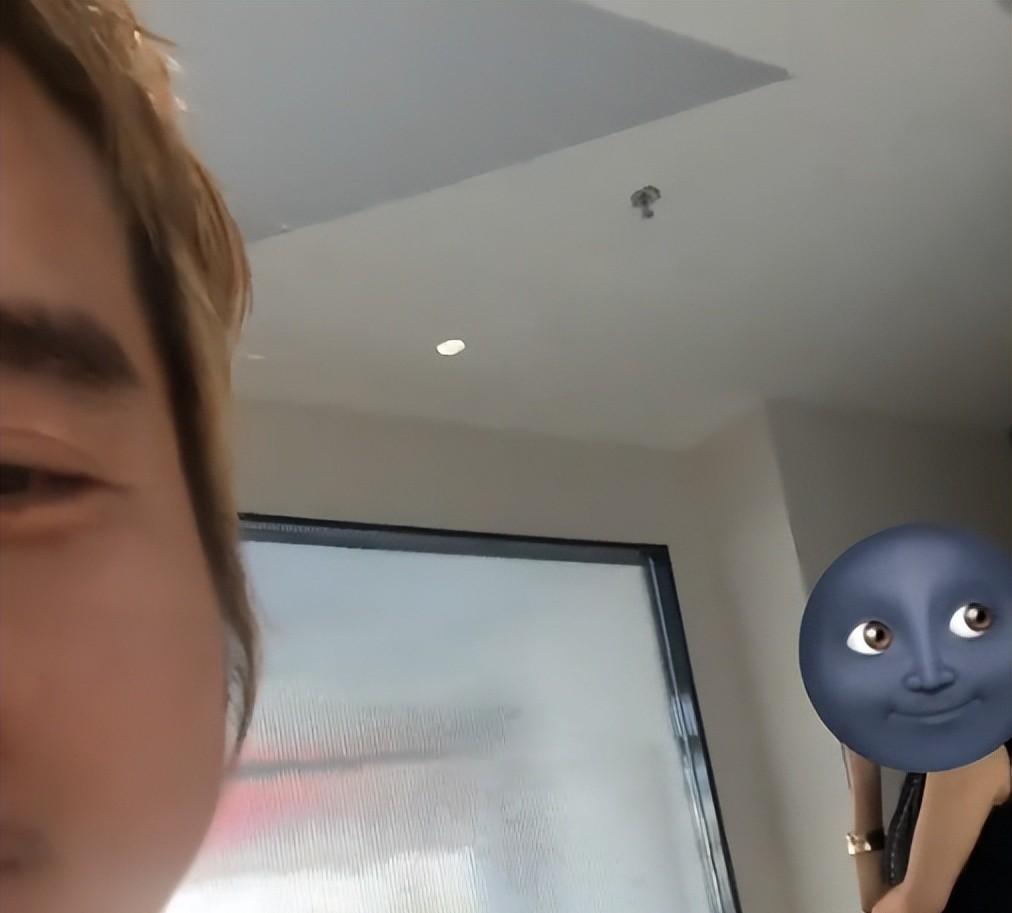 女子洗头被摸：维权过程发狂，店长硬刚不赔偿，桂林人无辜躺枪
