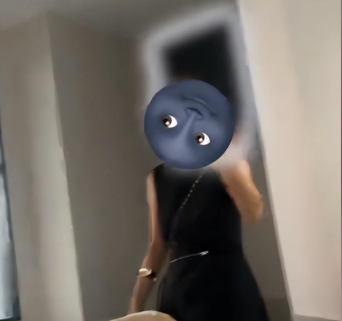 女子洗头被摸：维权过程发狂，店长硬刚不赔偿，桂林人无辜躺枪