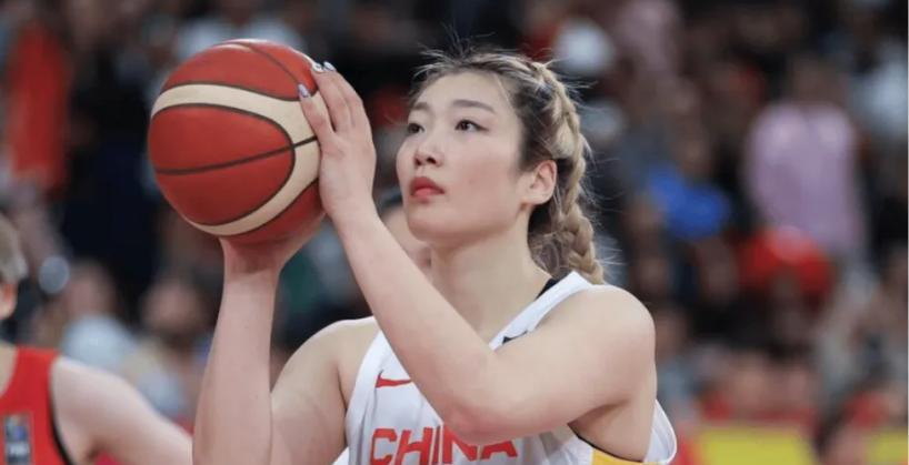 新版李梦出炉！中国女篮再集训，宫鲁鸣招进19岁1米83得分王？