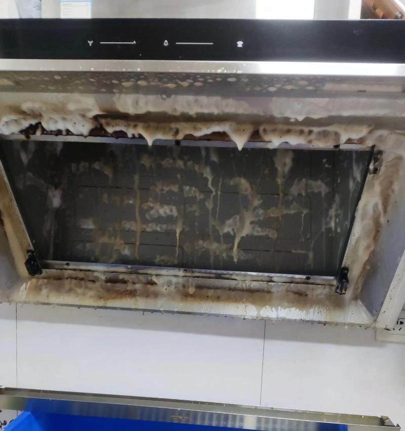 如何清洗志高集成灶油烟机（轻松清除油烟机油垢，让厨房更清新）