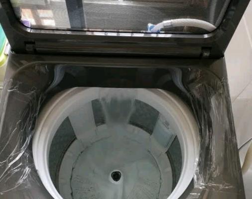 小天鹅波轮洗衣机排水故障解决方法（排水问题困扰）