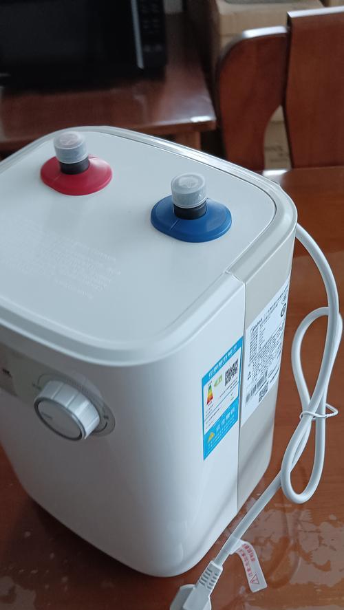 美的热水器进不了水的原因及解决方法（排除故障）