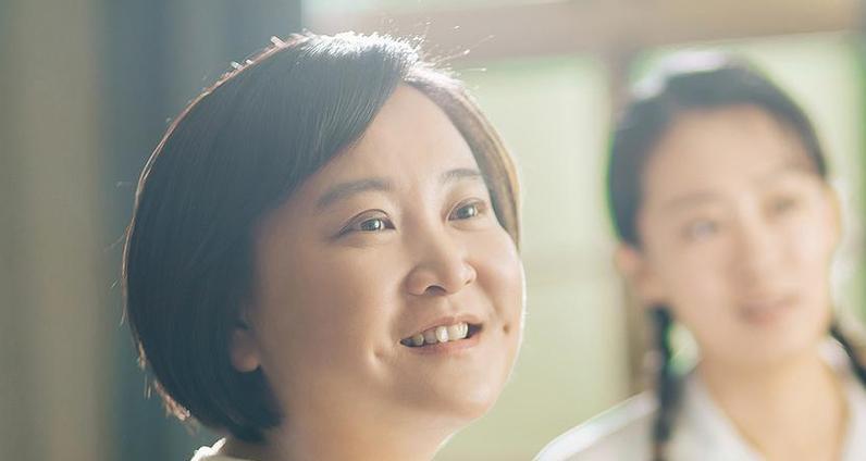 退出春晚、被综艺"开除"，"消失"1年后，贾玲官宣喜讯，全网恭喜