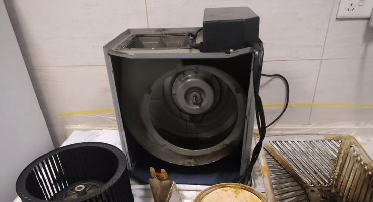 如何清洗不再使用的油烟机（简便有效清洁方法及步骤）