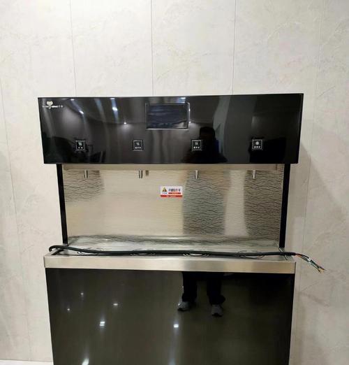 饮水机回水过多的原因及修复方法（探究饮水机回水过多的根本问题与解决方案）