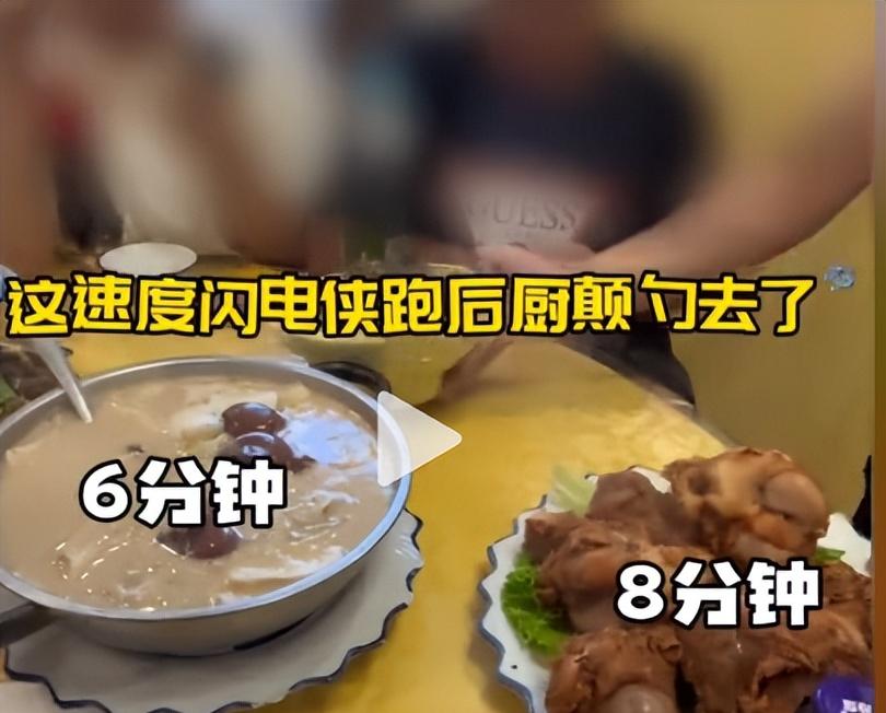 博主长春吃饭被宰，一瓶雪碧卖25，店家嚣张不认错，更多黑料被扒
