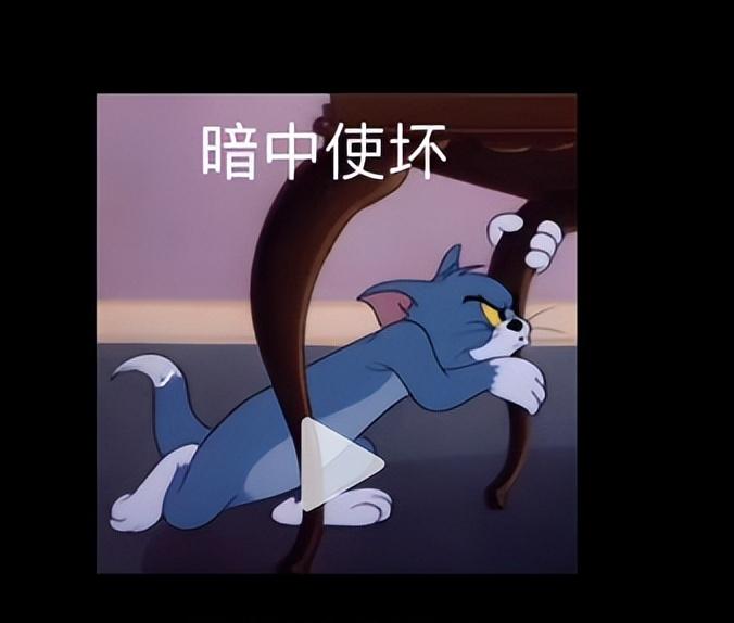 女孩曝景德镇出租车宰客，司机辱骂还抢手机，报警后态度更恶劣