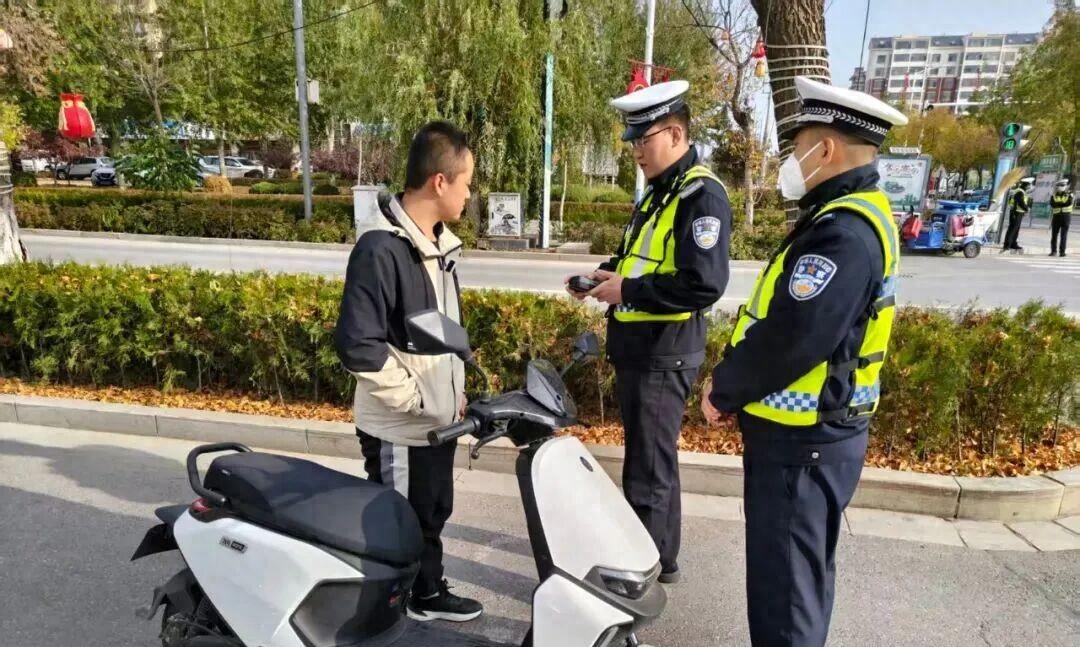 4月1日起，这2类电动车禁止上路！3种车放心骑，上路不查不罚不扣